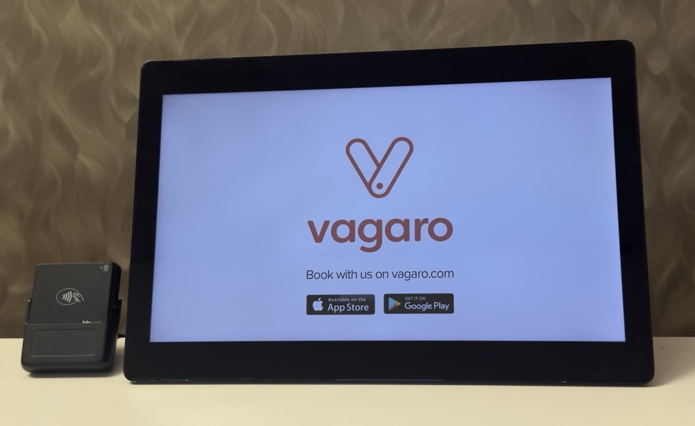Vagaro Pay Desk Dual Screen POS Terminal + Wireless Bluetooth Card Reader