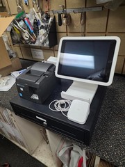 Square POS System – Complete – Cash Register, Tap To Pay, Star Printer, iPad (2)
