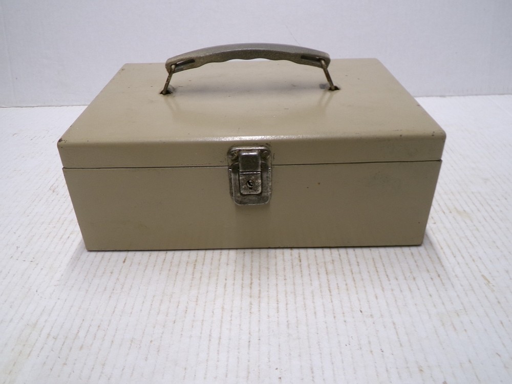 Metal Cash Box Removeable Tray
