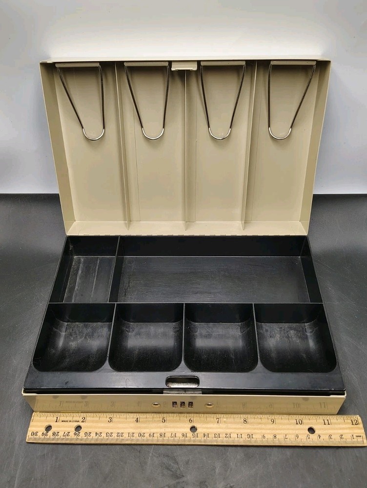 VTG MMF Industries Wheeling IL Heavy Duty Metal Cash Box Sand Combo Lock READ
