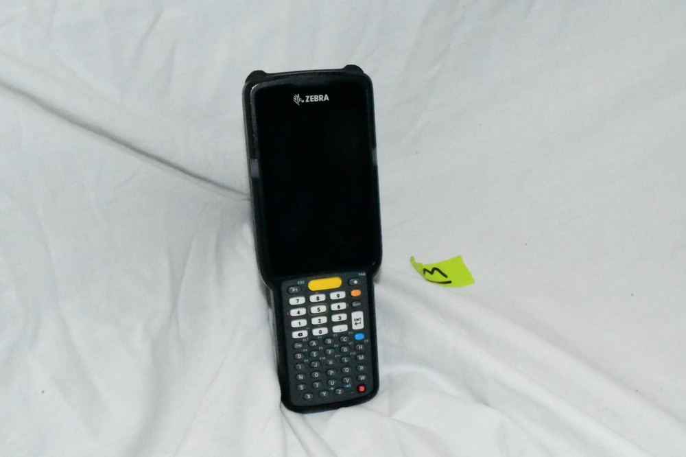 Zebra MC330L-GJ4EG4NA Mobile Computer Scanner -Mian Unit Only-NEEDS REPROGRAM #M