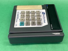 Verifone TRANZ 380 Credit Card Terminal PIN Pad POS – POWERS ON – UNTESTED