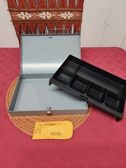 MMF Industries Grey Metal Cash Box With Tray And Keys 11.5 In X7.75 In EUC