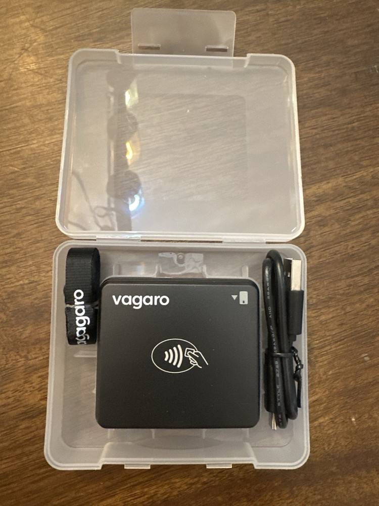 BBPOS Chipper 3X BT Bluetooth Card Reader Vagaro EMV NFC Contactless Payment