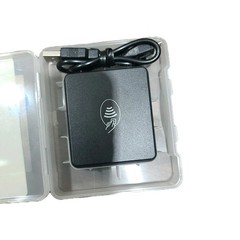 BBPOS Chipper 2X Bluetooth Card Reader and Charge Cables