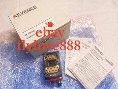 KEYENCE SR-2000W 1D and 2D CODE READER brand new