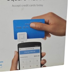 Square Reader Credit Debit Card swipe for iPhone & Android 3.5mm New Sealed