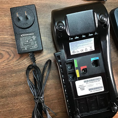Credit Card Terminal Hypercom T4205 Black Portable Wired 24MB LCD 19-Key Buttons