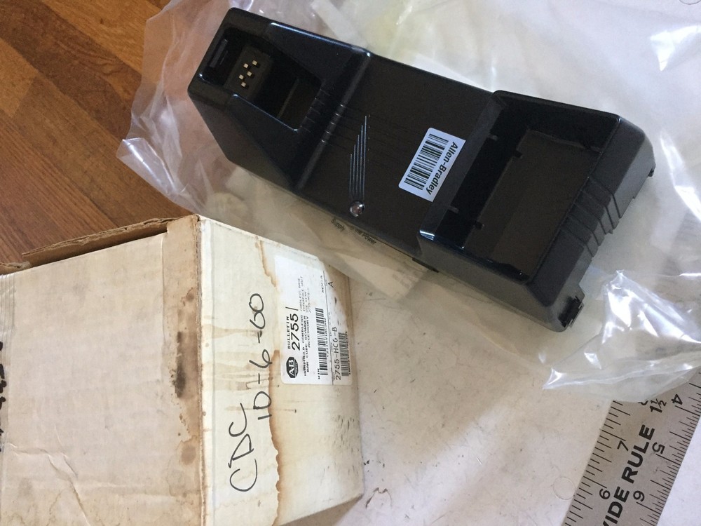 NEW ALLEN-BRADLEY 2755-HCG-B HANDHELD SCANNER BARCODE CHARGER FOR 2755-HCG-X,AH