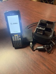 Zebra MC330L-GE4EG4NA Mobile Computer Scanner Share Cradle Bundle w/ 2 Batteries
