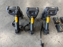 3 Scanners + 4 slot & 1 slot charger Symbol MC92N0-G90SXEYA5WR 1D/2D Win. CE 7.0