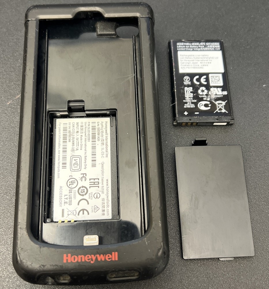 Honeywell Captuvo SL22-02 ES-C iPhone IPOD Mobile Barcode Scanner (Untested)