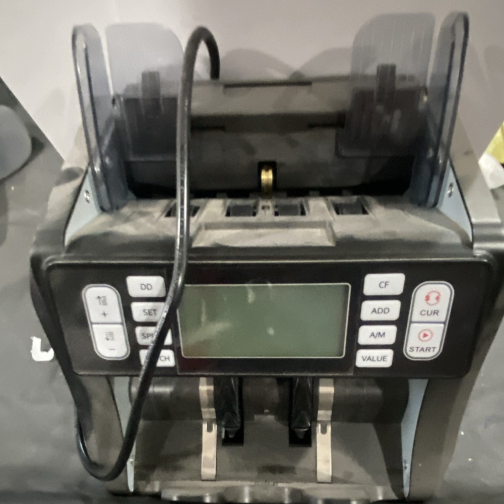 Electric Bill Counter with Adjustable Tray and Digital Display