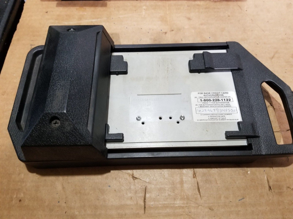DataCard Vintage Bratizan Addressograph Manual Credit Card Machine – Used