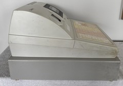 Sam4s Cash Register ER-5200M Powers On 2006 Korea Repair or Parts Only
