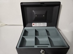 Sentry Safe Cash Box With Key