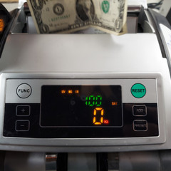 Royal Sovereign Cash Counter RBC-2100 Money Counter