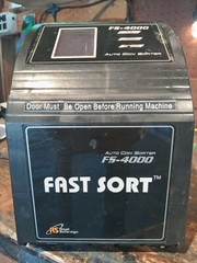 Royal Sovereign Digital FS-4000 “Fast Sort” 4-Row Electric Coin Sorter – Black