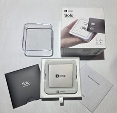 SumUp Solo Credit Card Payment Card Reader with Charging Station. Full Touch-Scr