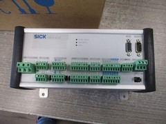 Sick MUX400-0000 Scanner Barcode Multiplexer 1 026 219 SW: V1.00 New Surplus