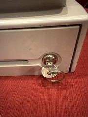 Sharp XE-A102 Cash Register Powers On Keys Included Drawer Doesn’t Open
