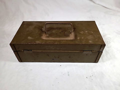 Sturdy Vtg. Metal Cash Box w/ Handle – unbranded
