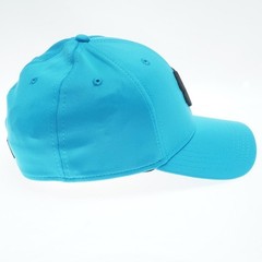 Black Clover Premium Flex Cap Large-X-Large Azure Blue Hat/3d Black Clover