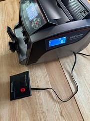 Money Counter Machine with 3 Screens, UV/IR/DD/MG/MT Counterfeit Detection-USED