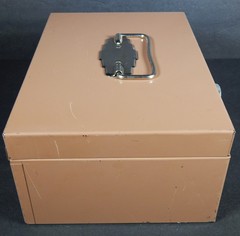 VINTAGE FLASH FILING METAL CASH LOCK BOX W/KEY STRONG BOX SAFE W/TRAY EXCELLENT!