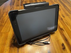Touch Dynamic Quest 10 A64 POS Tablet w/ Cradle Powers On