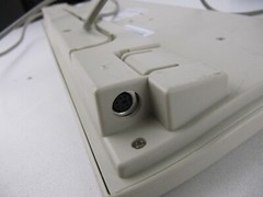 Wyse KU-8933 USB Wired Computer Keyboard DIN PORT POS SYSTEM POINT OF SALE CREAM