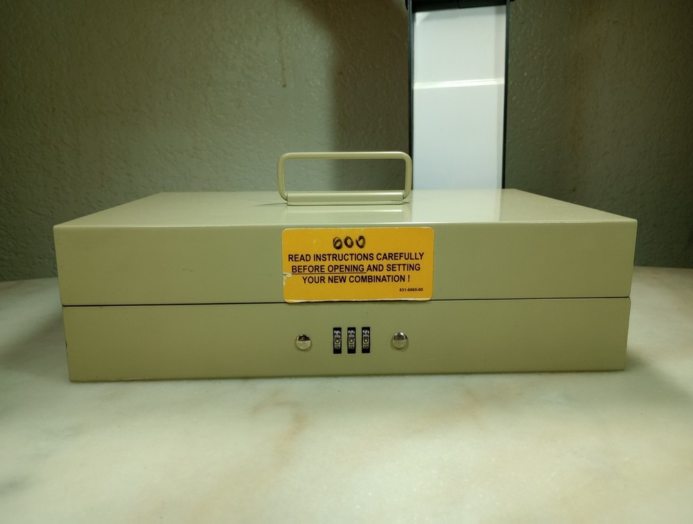 MMF Industries Steel Secure Combination Cash Box. Excellent Quality & Condition
