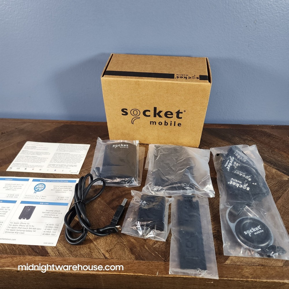 Socket Mobile SocketScan S850 CHS 8Qi 2D / 1D Bluetooth Barcode Scanner + Extras