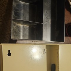 MMF Industries Metal Cash Box with Key Lock and Divided Organizer