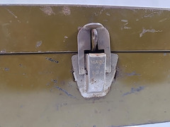 Sturdy Vtg. Metal Cash Box w/ Handle – unbranded