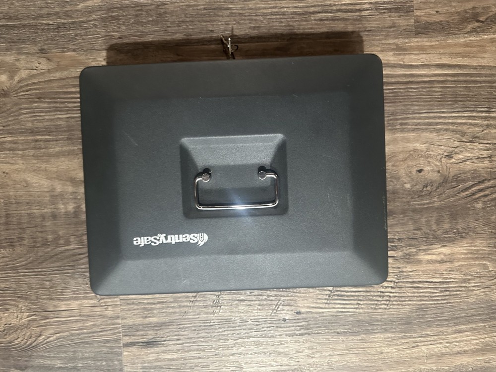 SentrySafe Small Cash Box