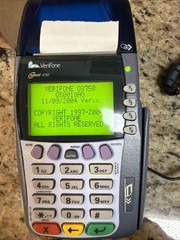 Verifone OMNI 3750 credit card processing terminal w/ printer chip reader, swipe