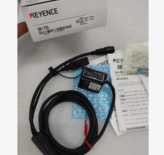 New In Box KEYENCE SR-710 Barcode Reader Free Fast shipping