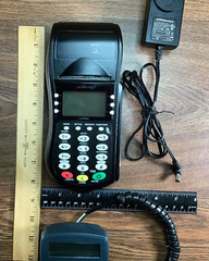 Credit Card Terminal Hypercom T4205 Black Portable Wired 24MB LCD 19-Key Buttons
