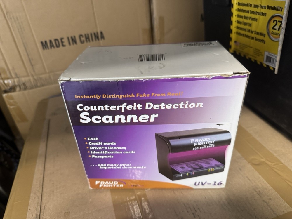 Fraud Fighter UV-16 Ultraviolet Fluorescent Counterfeit Currency Money Detector