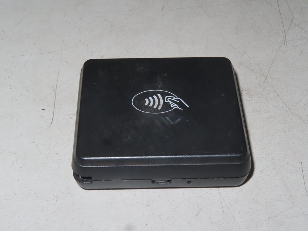 BBPOS CHIPPER 2X BLUETOOTH CARD READER 2AB7X-CHC2XBT BLACK