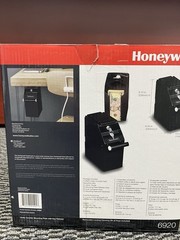 Honeywell Under counter deposit Box With 2 Keys. New In Box