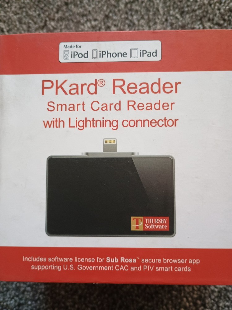 APPLE PKARD READER SMART CARD READER W/LIGHTNING CONNECTOR- BRAND NEW