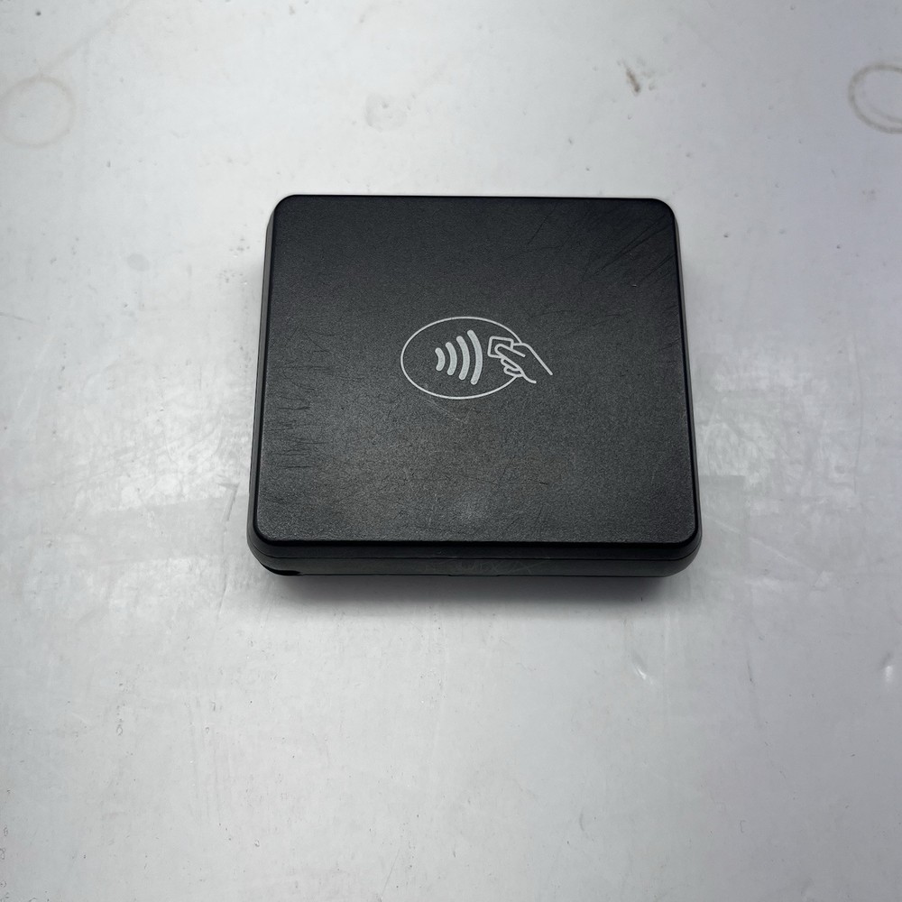 BBPOS Chipper 2X BT Bluetooth Magstrip NFC Card Reader Sold As Is B2