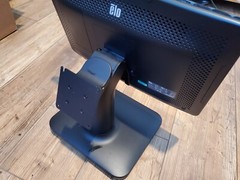 EloPOS 15″ E441968 AiO POS Computer – Win10 / Core i5 / 8GB RAM / 256GB M.2 SSD