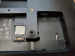 ELO 10″ I-Series 4.0 AiO Touchscreen Tablet Computer (E390647) w/ PoE (E413396)