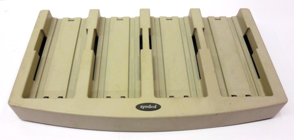 SYMBOL UNIVERSAL BATTERY CHARGER 20-33569-01, 4 SLOT BAY, INPUT / OUTPUT 15V, 5A
