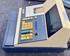 MAX ELECTRONICS CO. MODEL R-210 Electronic, JAPAN, TURNS ON Cash Register