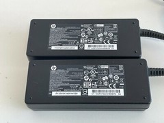 GG6: Lot of 2 HP TPC-CA54 Laptop Charger Power Supply