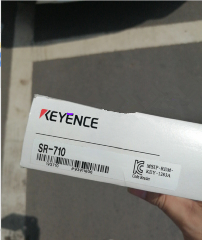 1PC NEW Keyence SR-710 Barcode Reader SR710 Free Shipping